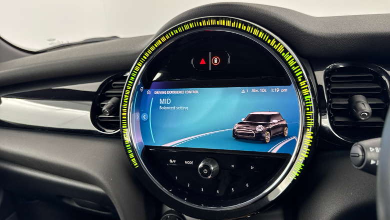 MINI Hatchback 135kW Cooper S Level 2 33kWh 3dr Auto Electric Hatchback